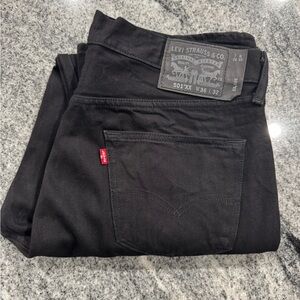 Levi's Men's Dark Black Straight Jeans